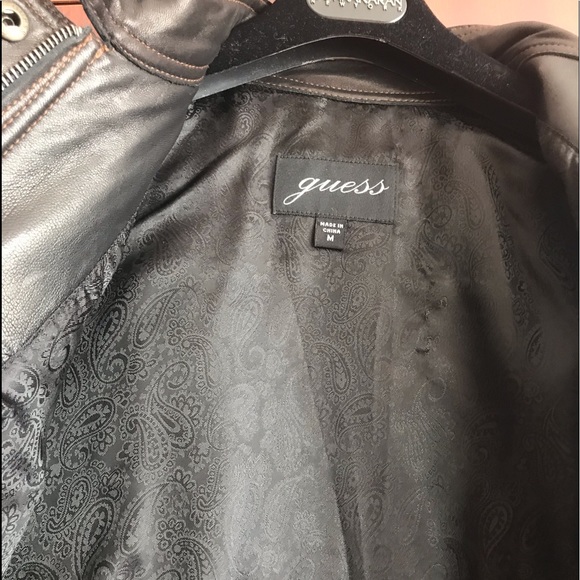 SOLD. NWT GUESS GENUINE LEATHER JACKET with BELT Size M - Picture 11 of 15